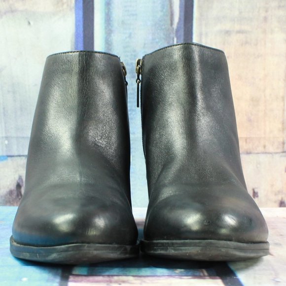 CLARKS Black Croc Leather Side Zip Fashion Ankle Boots Size 8.5 M - Picture 4 of 9